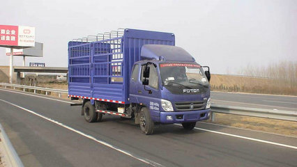 福田牌BJ5049V9CEA-1型倉柵式運(yùn)輸車
